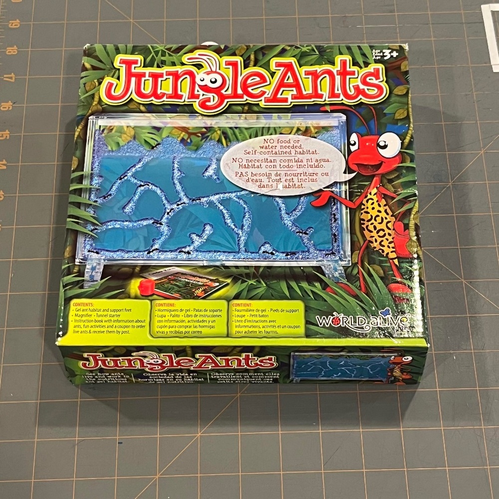World Alive Jungle Ants Set